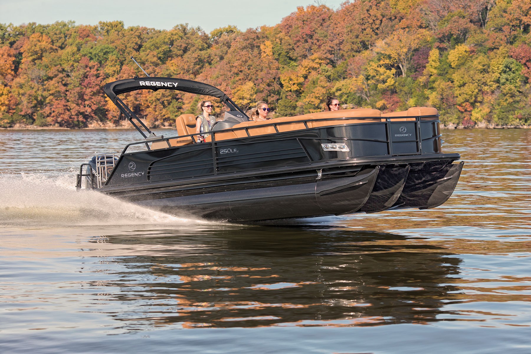 REGENCY Pontoon Performance